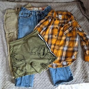Boy's 5T-ish Clothing Bundle